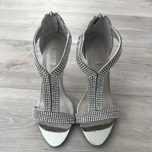 Glint Rhinestone Heels | Grey/Silver | Size 6.5